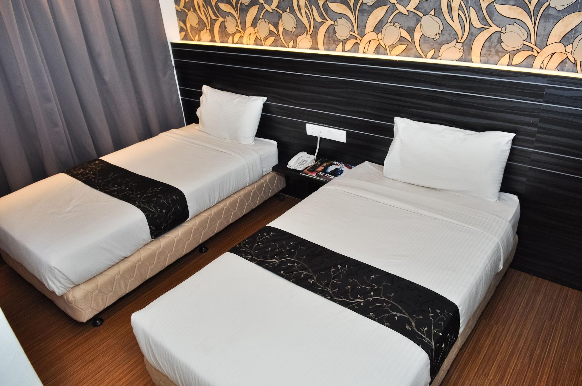 Signature Hotel Куантан Экстерьер фото