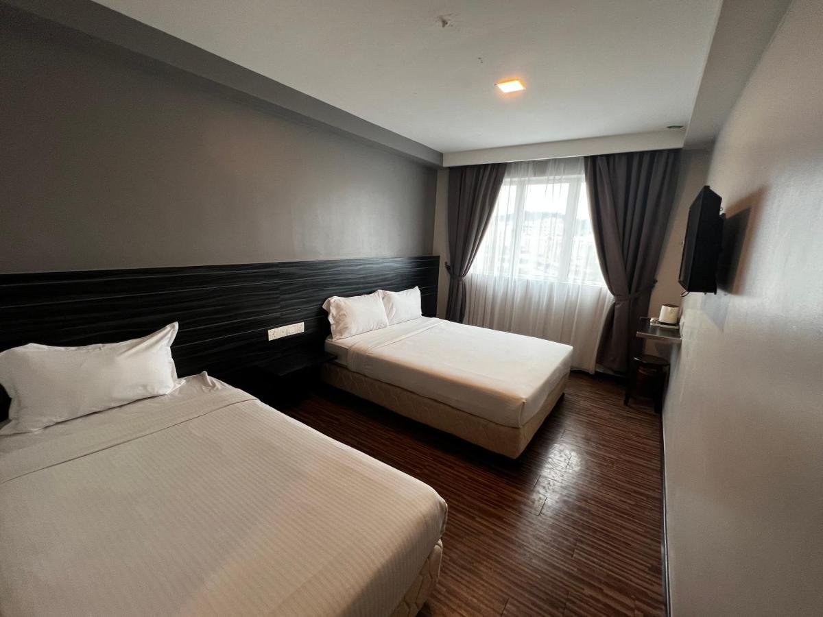 Signature Hotel Куантан Экстерьер фото
