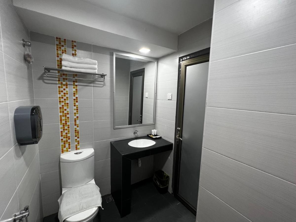 Signature Hotel Куантан Экстерьер фото